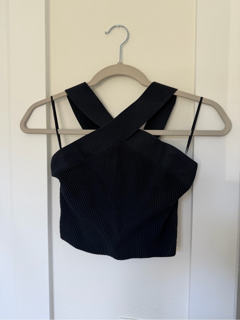 Aritzia Babaton Cross-Strap Knit Tank